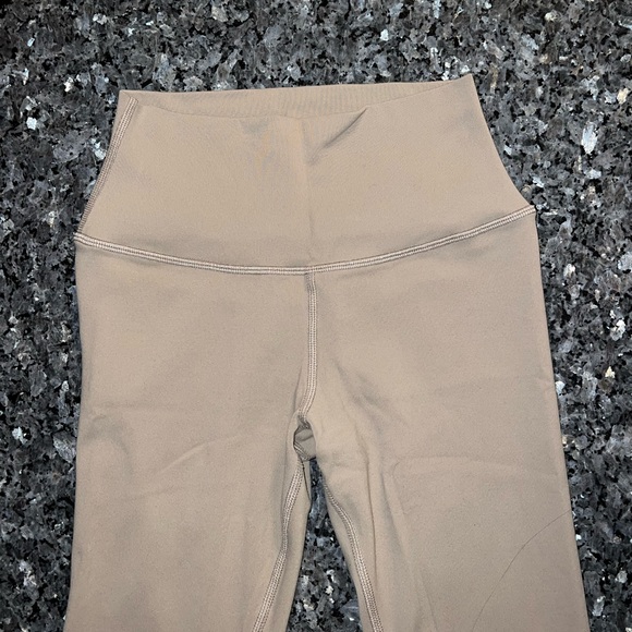 ALO Yoga ~ Limited Edition Stitching Gravel Airlift High-Waisted Leggings - Picture 6 of 11